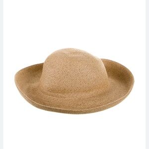 Annabel Ingall  hat very chicc always got compliments